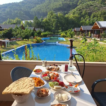 キャンプ場 Ruby Alanya